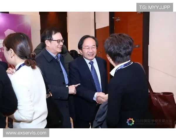 广州与上海羽毛球队赛后分析：配合默契与战术运用的深度探讨