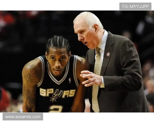 2015年NBA季后赛马刺与勇士的巅峰对决回顾与精彩瞬间分析